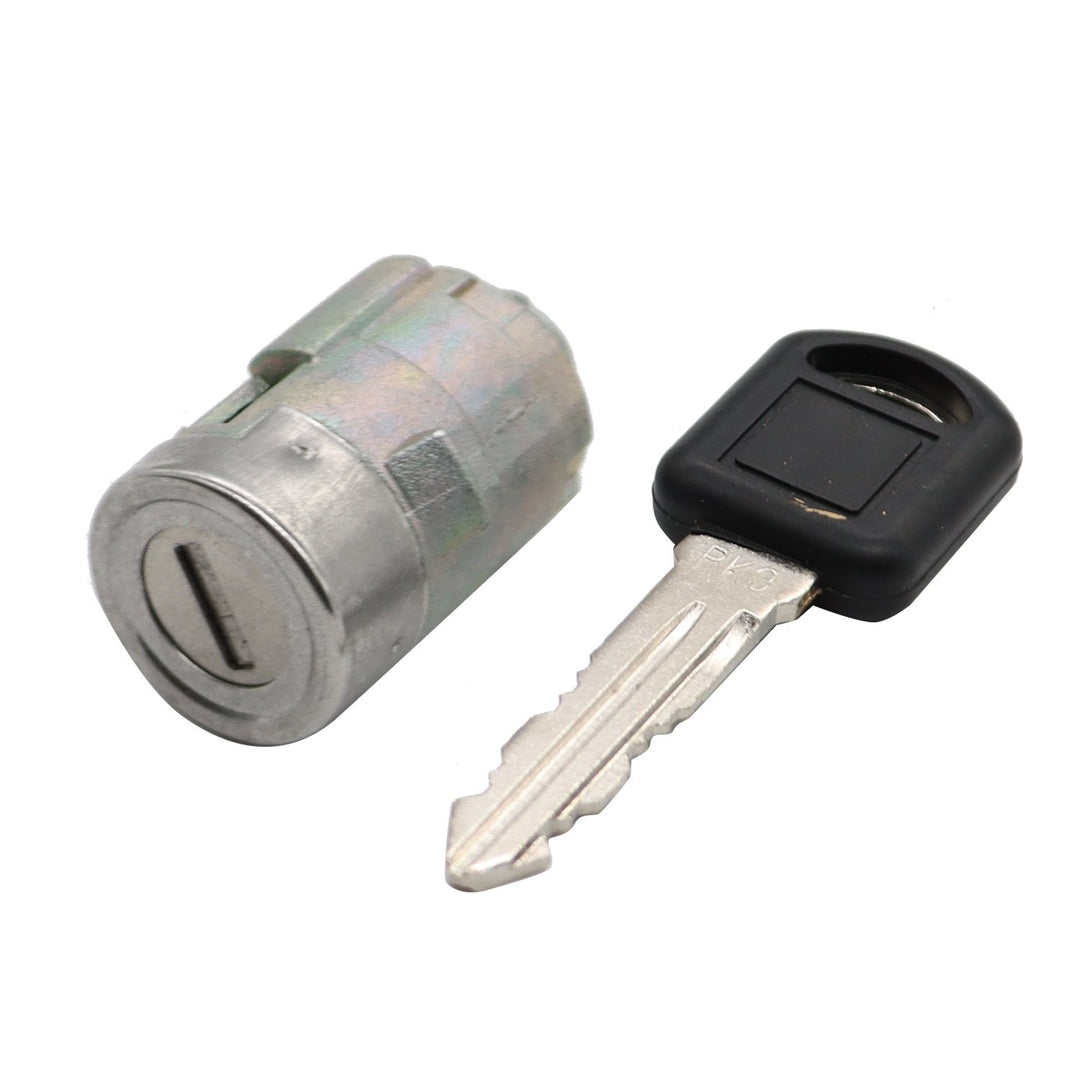 Left Front Door Lock Cylinder with Keys for 2001-2006 Chevrolet Silverado Tahoe - product view 3