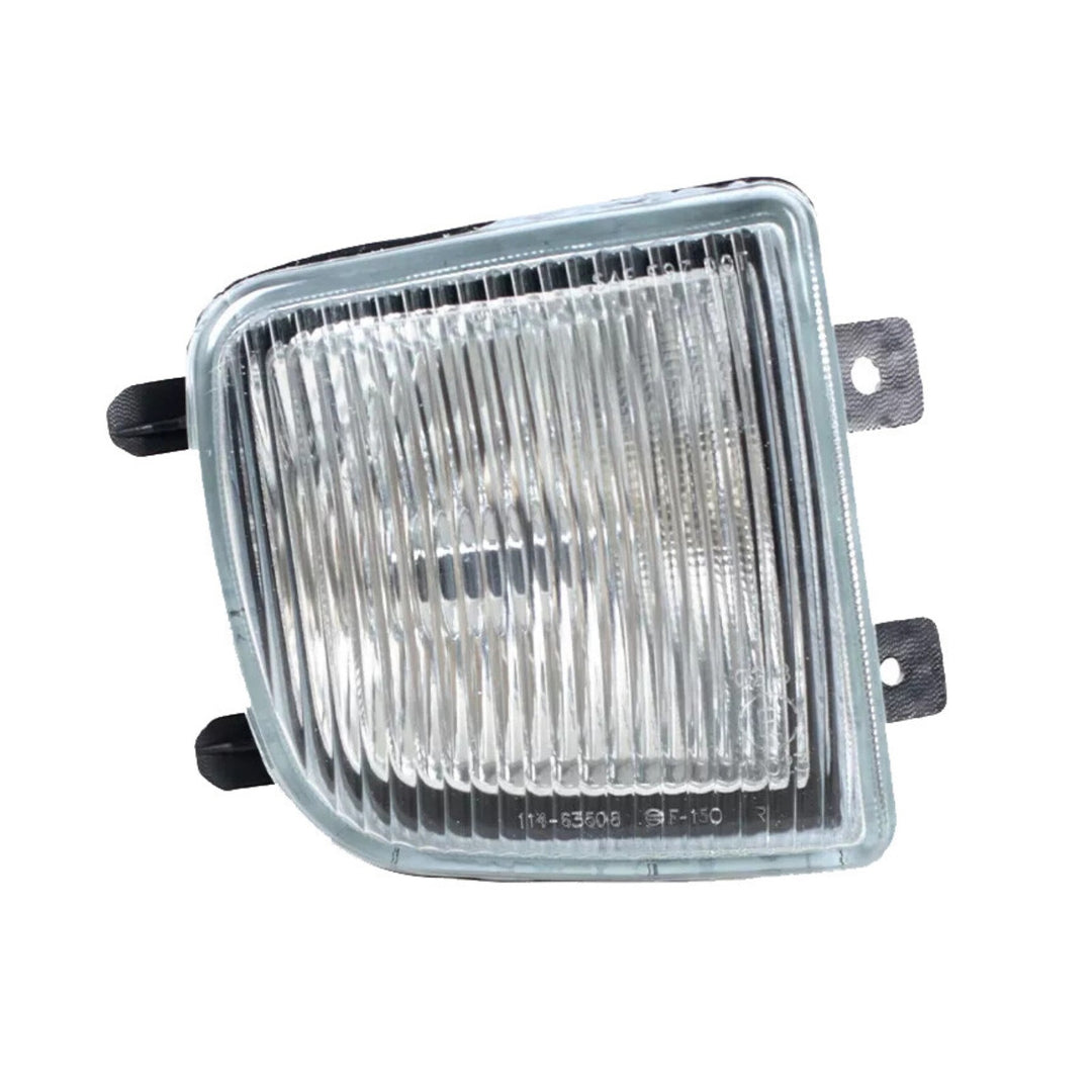 Front Right Fog Light for 1999-2004 Nissan Pathfinder