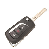 Toyota RAV4 three-button folding key detail 5