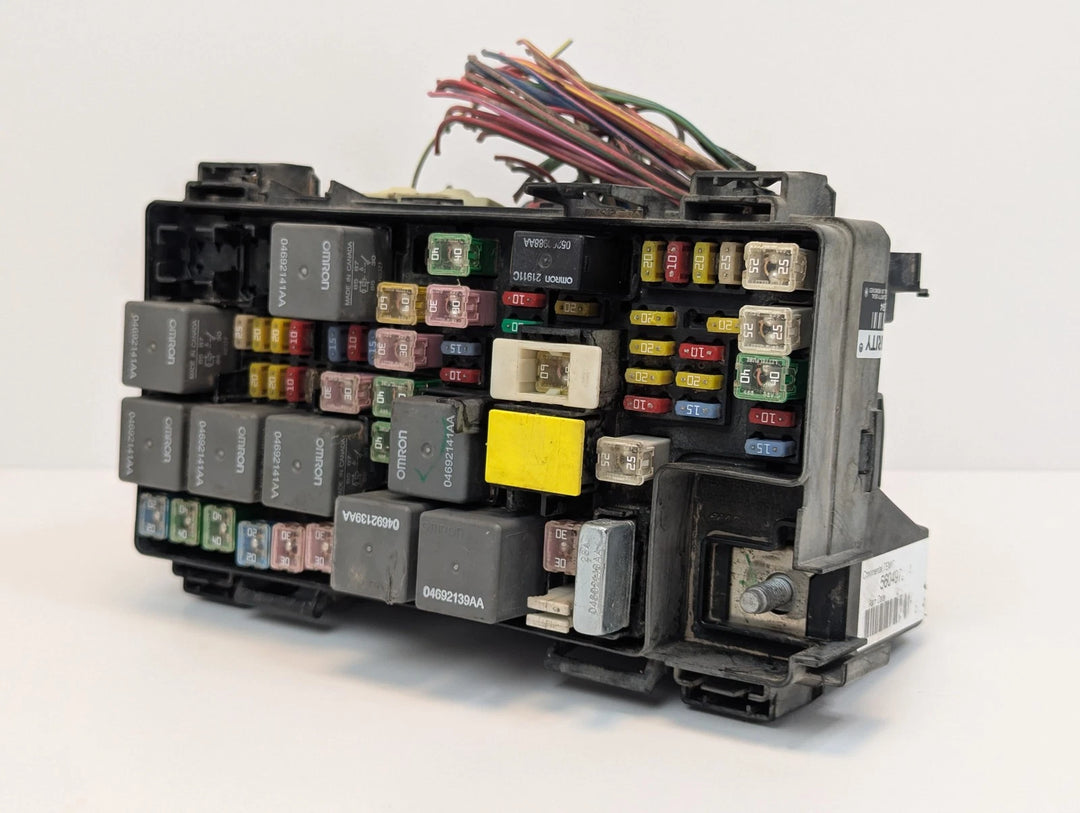 2007 Dodge Nitro 3.7L AT Engine TIPM Totally Integrated Power Fuse Relay Box OEM KAD07C02A4 - product image