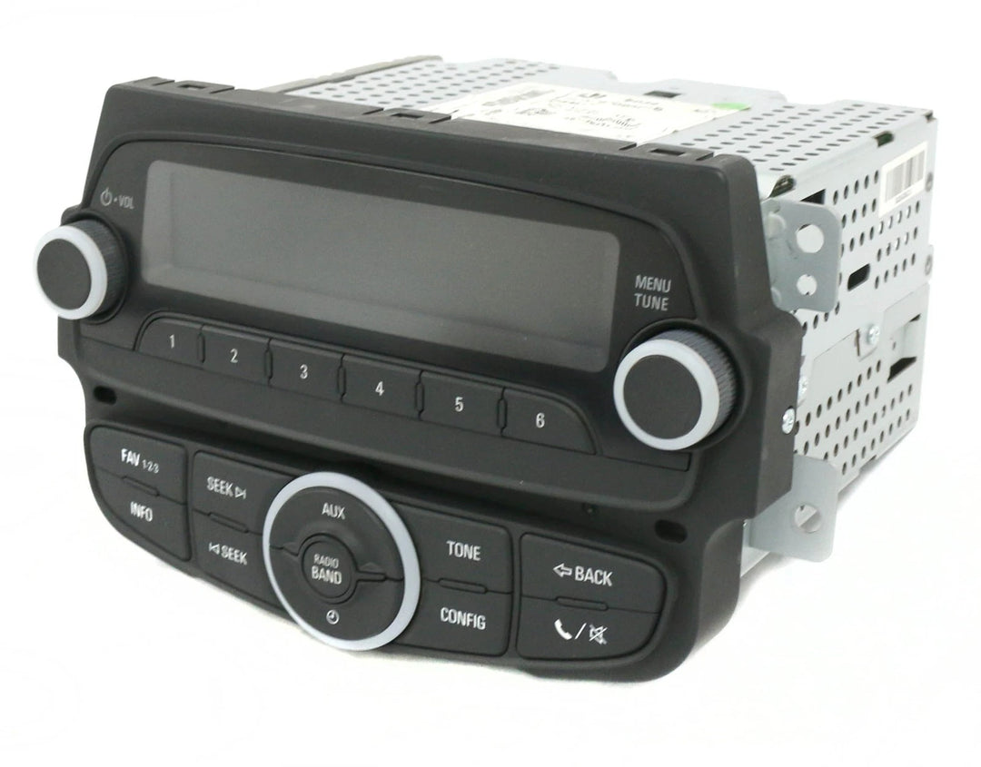 Chevrolet 2013 Spark AM FM OEM Radio Clock Part Number 95096039 Option Code UM7 - product image