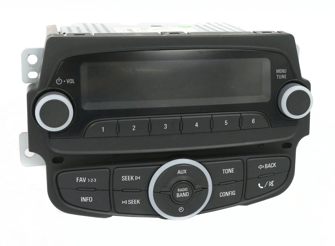 Chevrolet 2013 Spark AM FM OEM Radio Clock Part Number 95096039 Option Code UM7 - product image