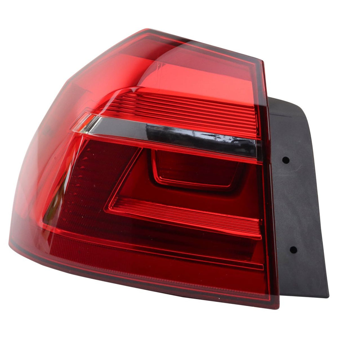 Driver Outer Tail Light Assembly for 2016-2017 Volkswagen Passat