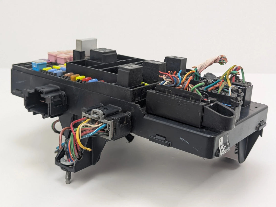 2005 Ford F150 F-150 Interior Cabin Fuse Box Relay Junction Block 5L3T-14A067-BB OEM - product image