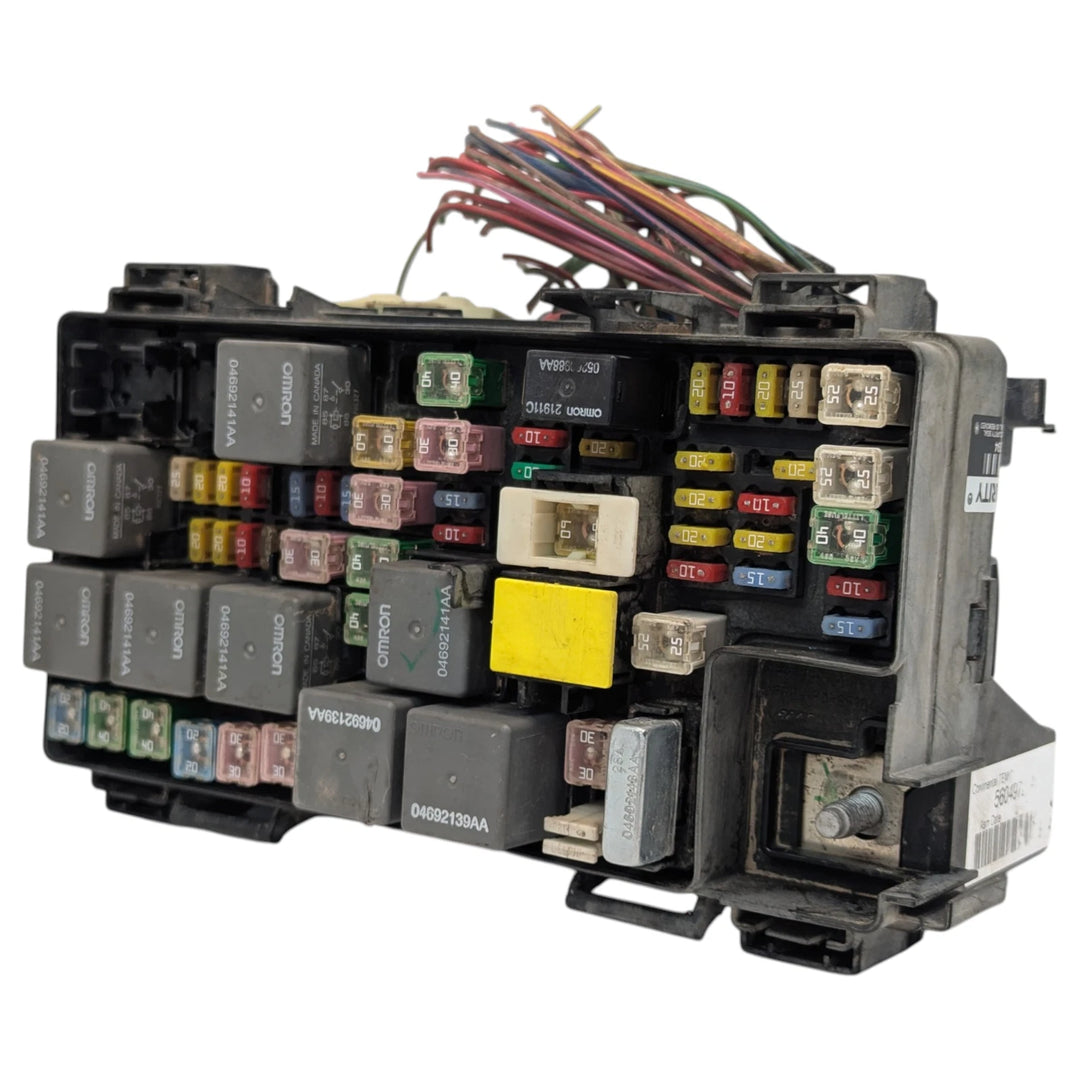 2007 Dodge Nitro 3.7L AT Engine TIPM Totally Integrated Power Fuse Relay Box OEM KAD07C02A4 - product image