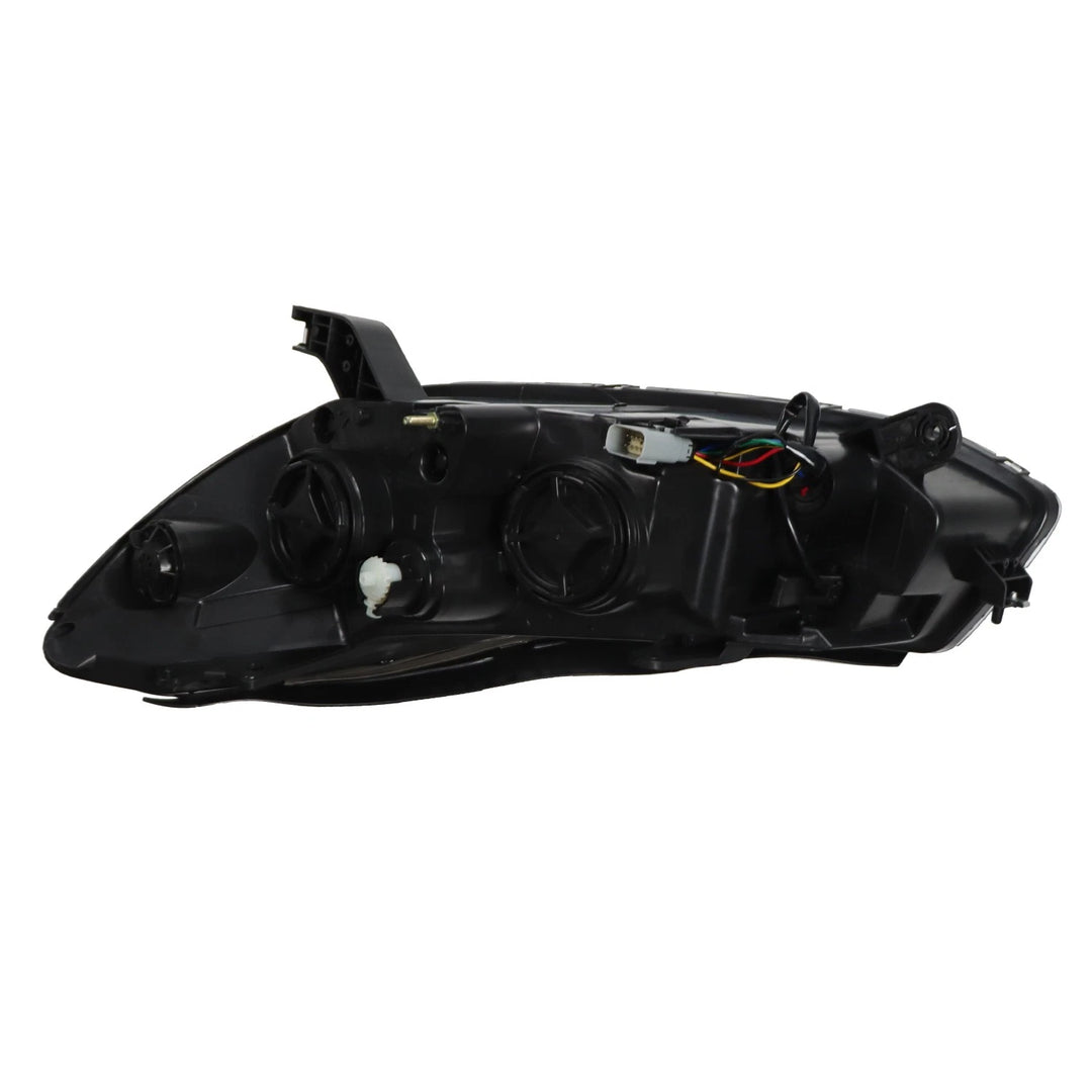 2017–2022 Chevrolet Trax LS / LT Right Halogen Headlight GM2503444