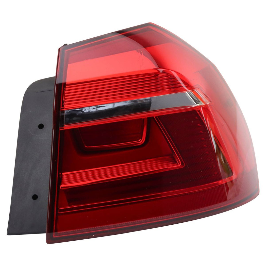 Passenger Side Outer Tail Light for 2016-2017 Volkswagen Passat