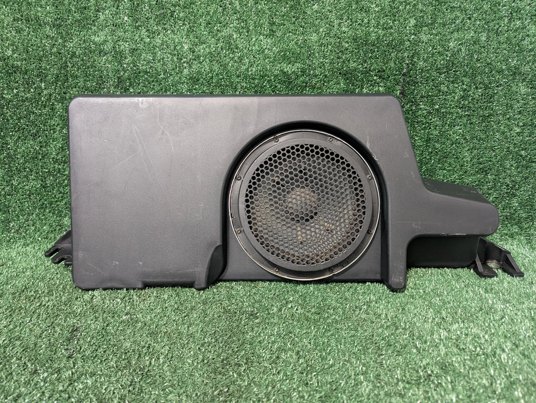 08-12 Ford F250 F350 Stereo Subwoofer with Amplifier 9C3T-18C804-AA3GAX OEM - product image