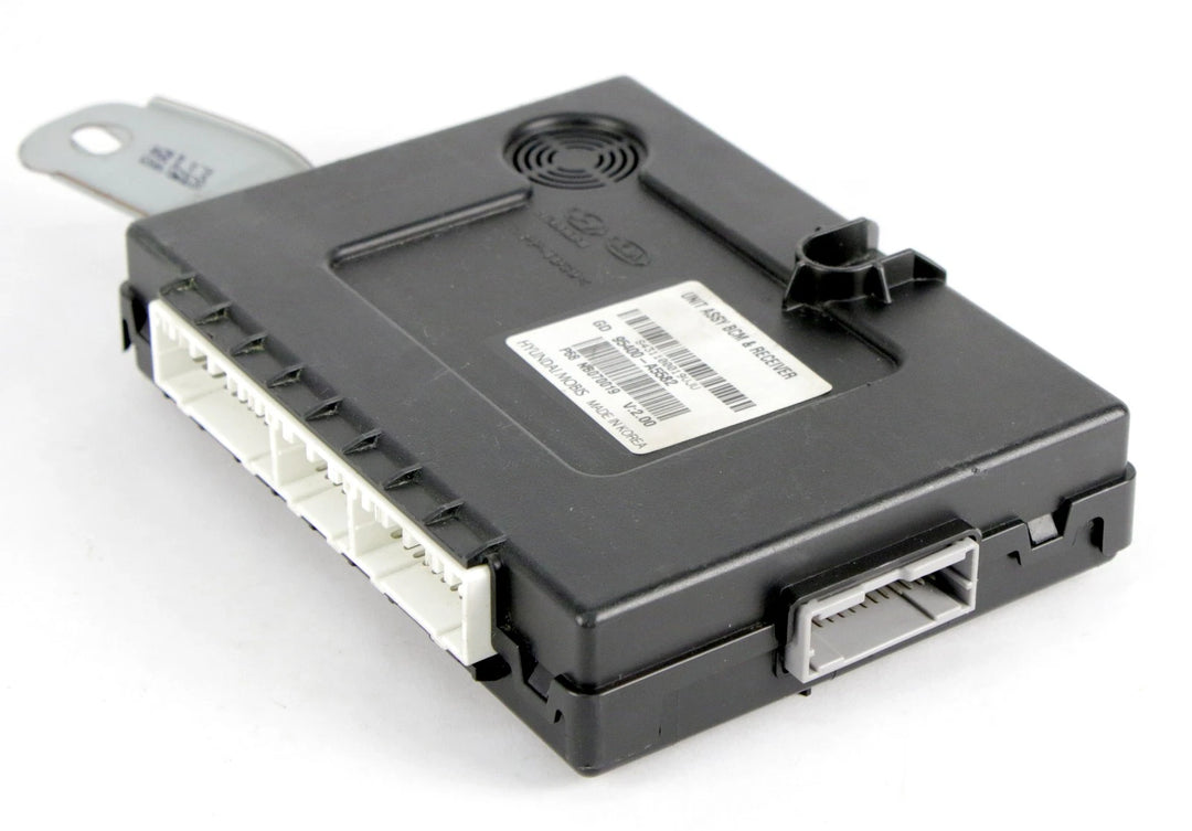 2014-2015 Hyundai Elantra Chassis Control Module 95400-A5582 - product image