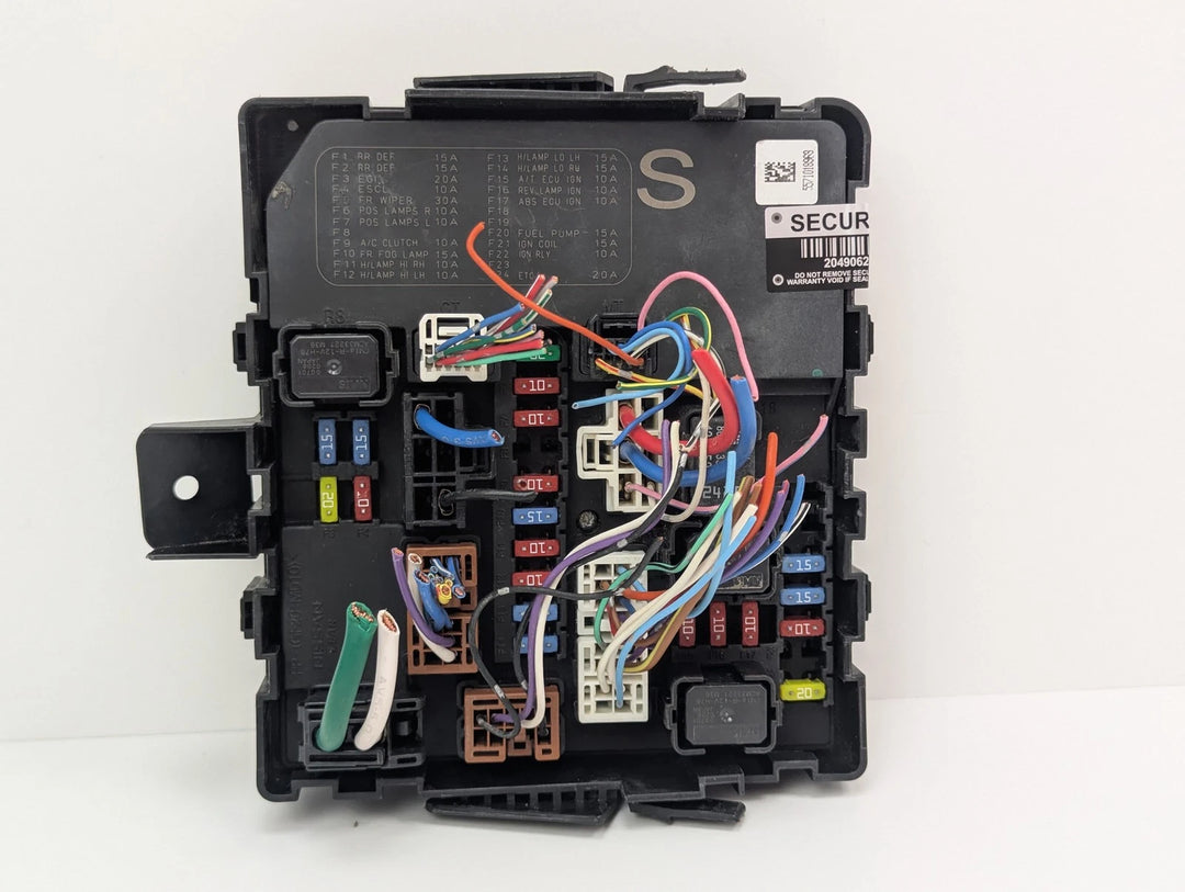 2011-2013 Infiniti QX56 Fuse Relay Box Integrated Power Module IPDM Fuse Box OEM 284B7-1LA0A - product image