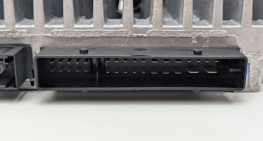 06-09 Mercedes W164 ML350 R500 Amplifier Amp Harman Becker Kardon 2518706689 OEM A2518706689 - product image