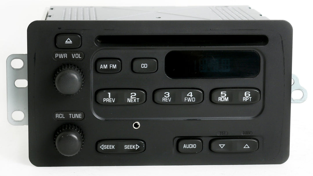 2000-2005 Chevrolet Impala Cavalier OEM AM FM CD Radio with Aux 10315119 - product image