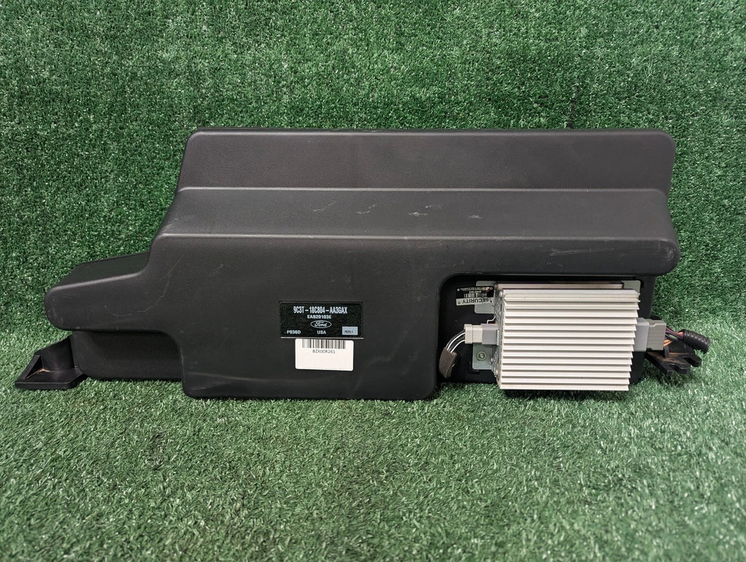 08-12 Ford F250 F350 Stereo Subwoofer with Amplifier 9C3T-18C804-AA3GAX OEM - product image