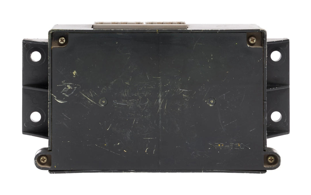 2002-2003 Isuzu Axiom Audio Equipment Radio Amplifier Part Number 8972358412 - product image