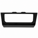 Volkswagen Passat B8 black display and climate trim – view 11